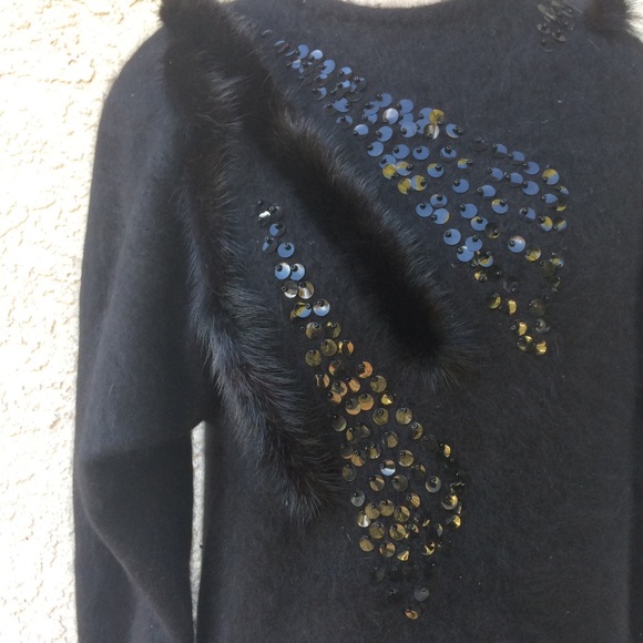 Vintage Angora Rabbit Fur Wool Soft Black Embellished Sequin Pullover Sweater - Picture 2 of 8